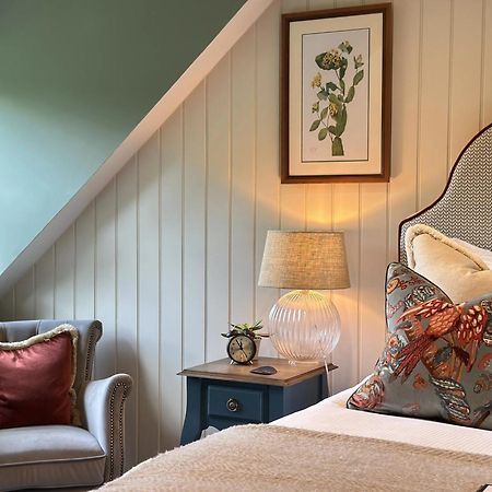 Hotel The White Horse Chilgrove Exterior foto