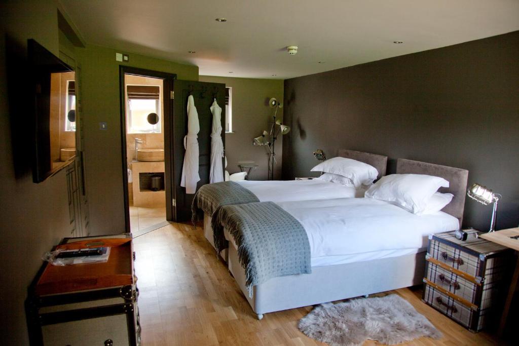 Hotel The White Horse Chilgrove Habitación foto